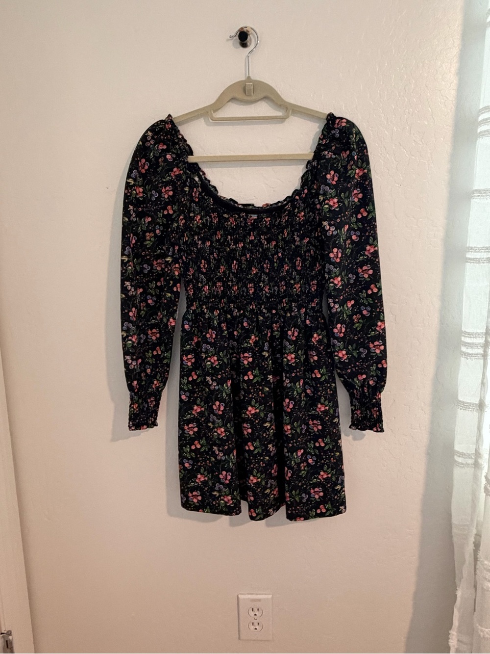 Hill House Black Long-Sleeve Floral Smocked Nap Dress
